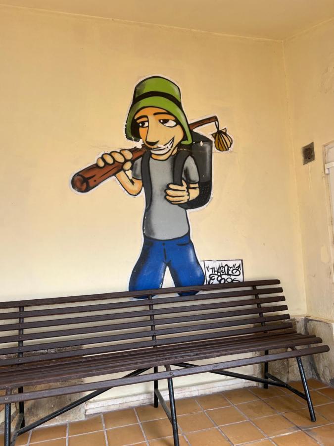 Albergue Municipal Hostel ซาน มาร์ติน เดล กามิโน ภายนอก รูปภาพ