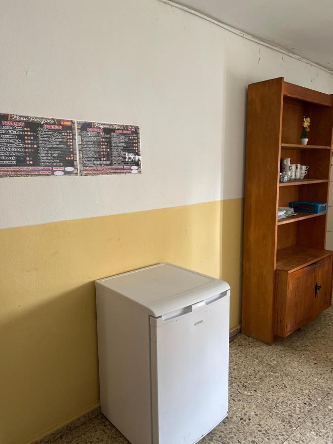 Albergue Municipal Hostel ซาน มาร์ติน เดล กามิโน ภายนอก รูปภาพ
