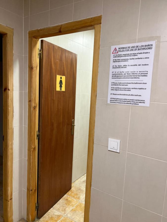 Albergue Municipal Hostel ซาน มาร์ติน เดล กามิโน ภายนอก รูปภาพ